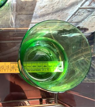 Vasos de cristal verde con escudo (2 uds)