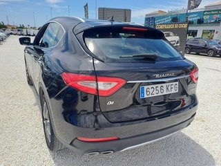 Maserati Levante V6 275 HP D AWD GranSport