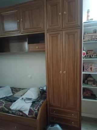 DORMITORIO CON CAMA NIDO
