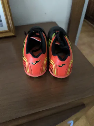 Zapatillas de fútbol tacos
