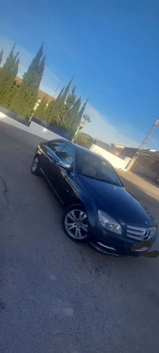Mercedes-Benz Clase C 2010