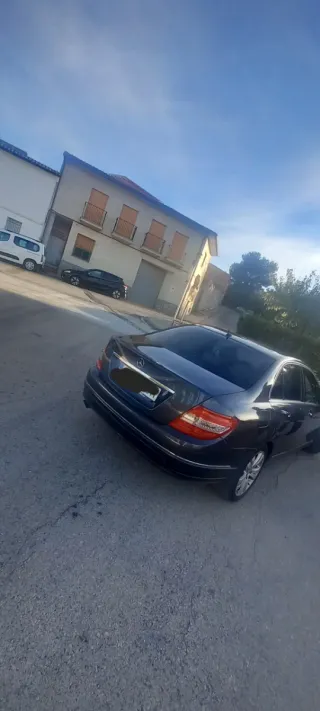 Mercedes-Benz Clase C 2010
