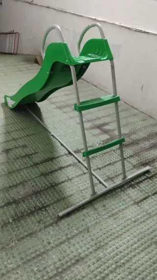 Tobogán infantil verde 183 cm
