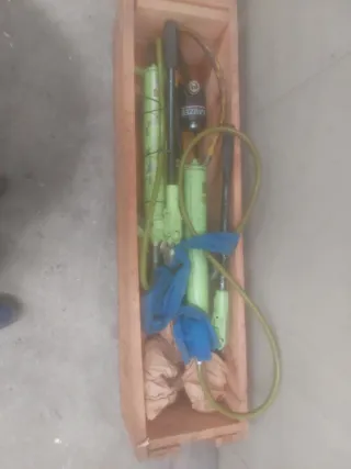 2 Gatos Hidráulicos para Maquinaria