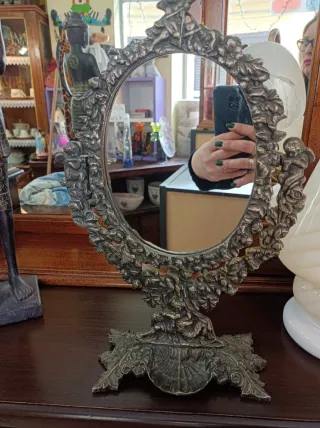 Specchiera da tavolo antica in bronzo stile Rococò