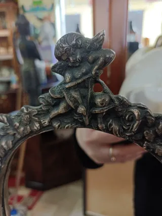 Specchiera da tavolo antica in bronzo stile Rococò