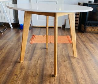 Mesa redonda madera blanca