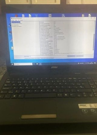 Portátil MSI i3 10a Gen