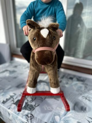 Caballito balancín infantil