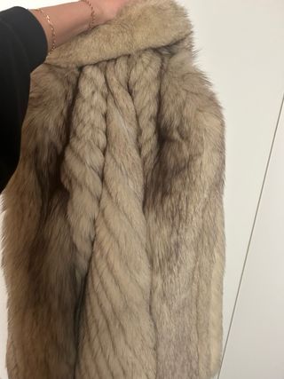 Abrigo de piel de zorro azul