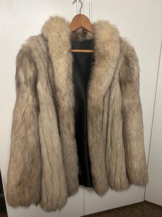 Abrigo de piel de zorro azul