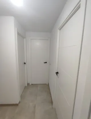 montador de puertas...