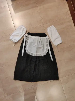 Disfraz campesina falda, mandil y mangas M/L