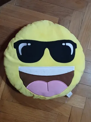 Cojín Emoji