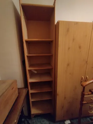 Se regalan muebles armario y estanterías camas