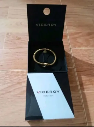 Pulsera Viceroy Dorada forma de Serpiente (NUEVA!)
