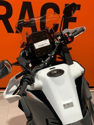 KTM 1390 SUPERADVENTURE S Negra/Blanca