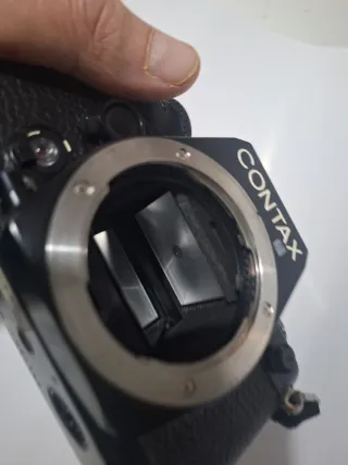 Contax 139 Quarz + Carl Zeiss Planar 50mm f/1.4