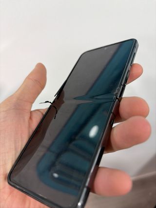 Samsung Flip 4 128GB Grafito