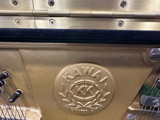 Piano Kawai BL61 JAPONÉS. Con Garantía DE 15 AÑOS