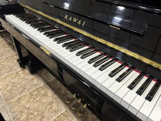 Piano Kawai BL61 JAPONÉS. Con Garantía DE 15 AÑOS