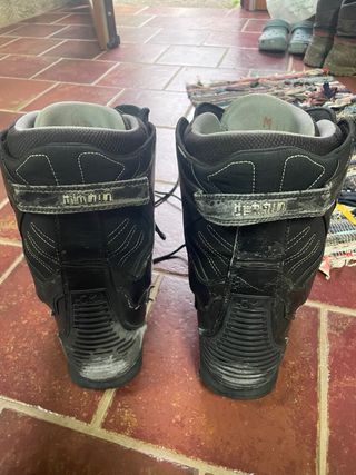 Botas de Snowboard Negras y Grises