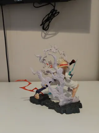 Figura Luffy Gear 5 One Piece