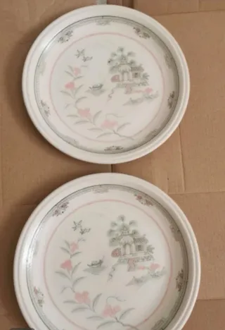 10€ unidad. Coloroll England 2 platos 15cm antiguo
