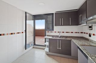 Ático en alquiler en Torrefiel en Valencia