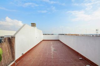 Ático en alquiler en Torrefiel en Valencia