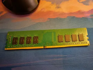 Crucial 16GB DDR4 3200MHz RAM