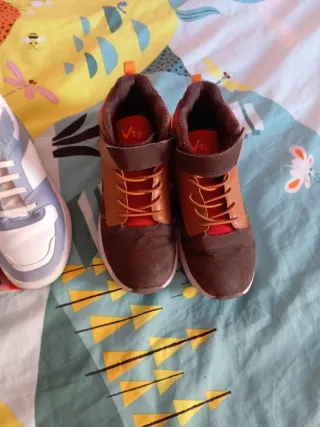 Zapatos chico talla 36(cada par 10€