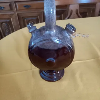 Botijo de cerámica vidriada
