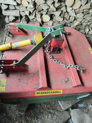 Tractor BCS 942 con remolque hidráulico