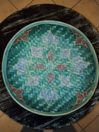 Cestino tondo fatto a mano decorato