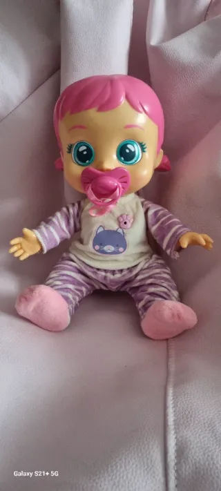 Bebe Llorón con chupete