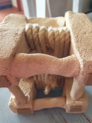 Escultura silla barro