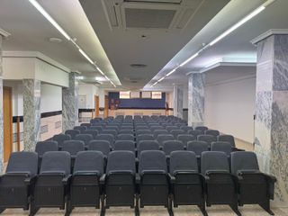 SE VENDE LOCAL DE 294 METROS EN EL CENTRO DE JAEN