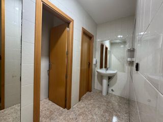 SE VENDE LOCAL DE 294 METROS EN EL CENTRO DE JAEN