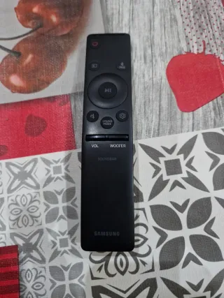 Mando Samsung Home Cinema y subwoofer a juego