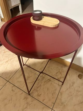 Mesita auxiliar burdeos metal