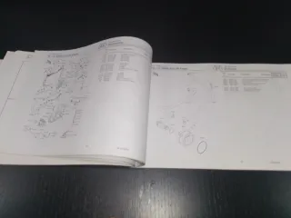 Catálogo Kawasaki Ninja ZX-6R ZX600-J1P/J2P