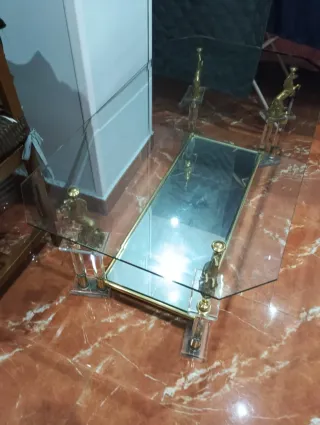 Mesa centro cristal y caballos bronce