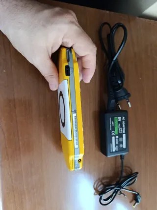 PSP 2004 Amarilla Edición Los Simpson