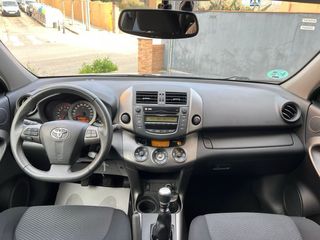 Toyota RAV4 2.0 158Cv ¡¡PEGATINA C!!