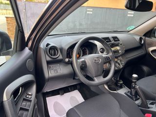 Toyota RAV4 2.0 158Cv ¡¡PEGATINA C!!