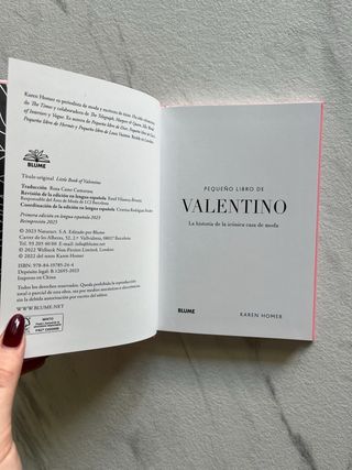 Pequeño libro de Valentino