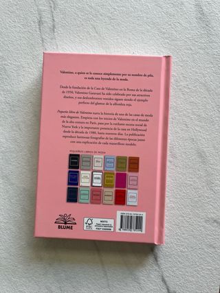 Pequeño libro de Valentino