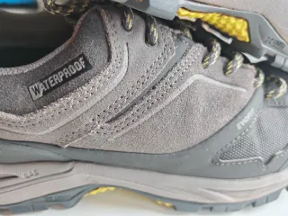 Botas Quechua  Grises y negro