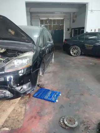 Traspaso taller mecánico